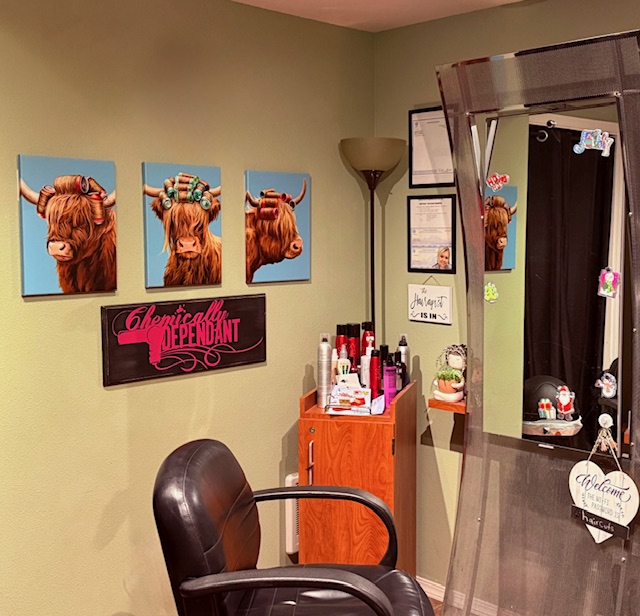 Hair artistry station